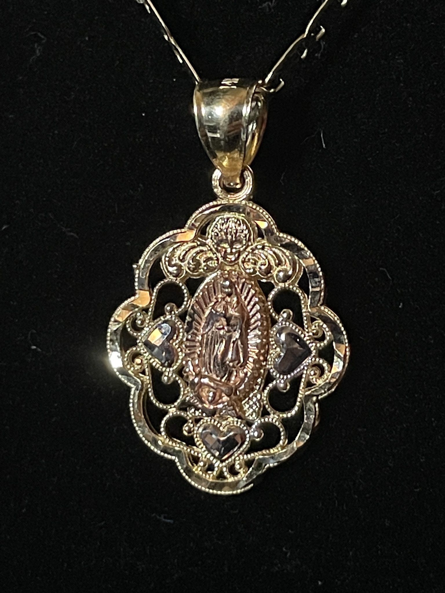 14kt Gold Virgin Mary Pendant