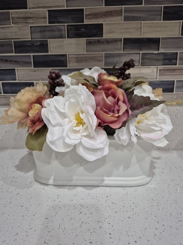 Beautiful Flower Wood Vase Decor