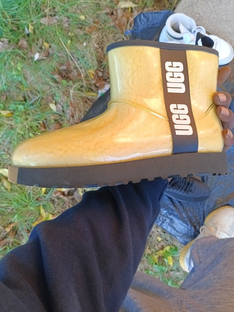 Uggs Adidas Jordans Coach