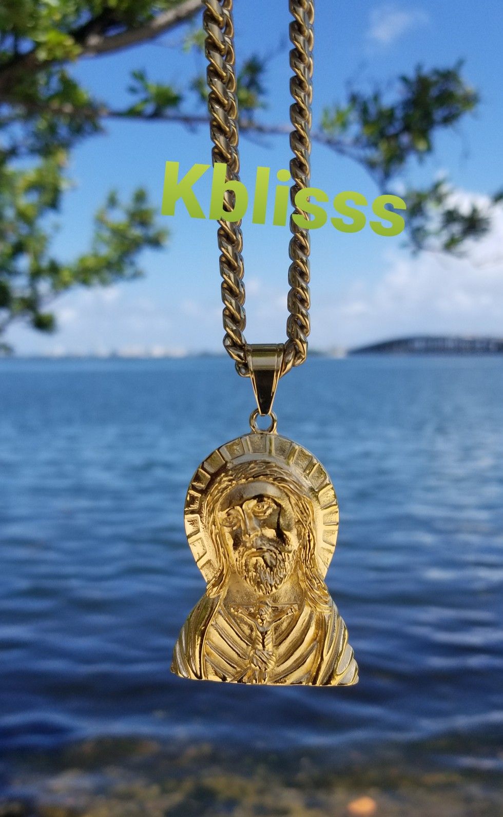 🏖🏖🏖14k Gold Plated Miami Cuban Link Chain w Jesus Pendant
