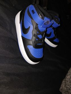 Little Kids Nikes Size 8