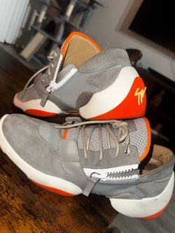 Giuseppe Zanotti men runners
