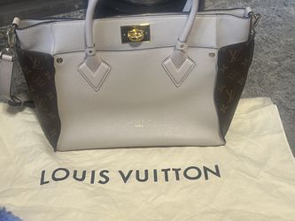 Louis Vuitton On My Side MM