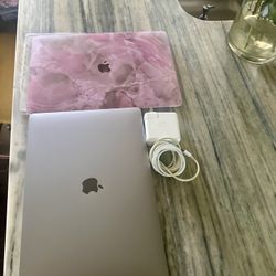 MacBook Pro Retina 15-inch (2018) - Core i7 - 16GB