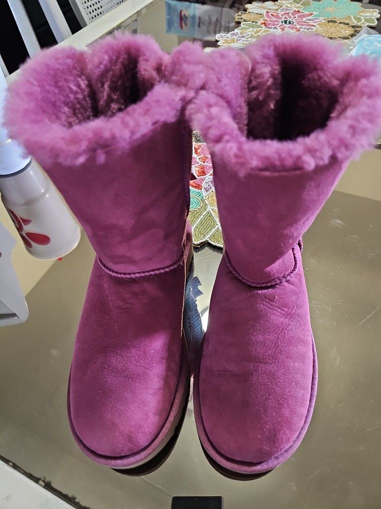 UGG Winter Boots Size 6