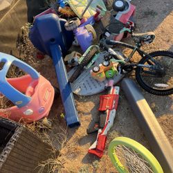 Free Toys/clothes