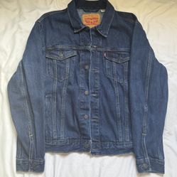 Levi’s Dark Denim Jacket | Large | Timeless Classic🏛️
