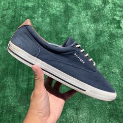 TOMMY HILFIGER LOW TOPS (Size 12, Men’s)