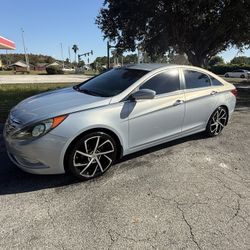 Hyundai Sonata 2012