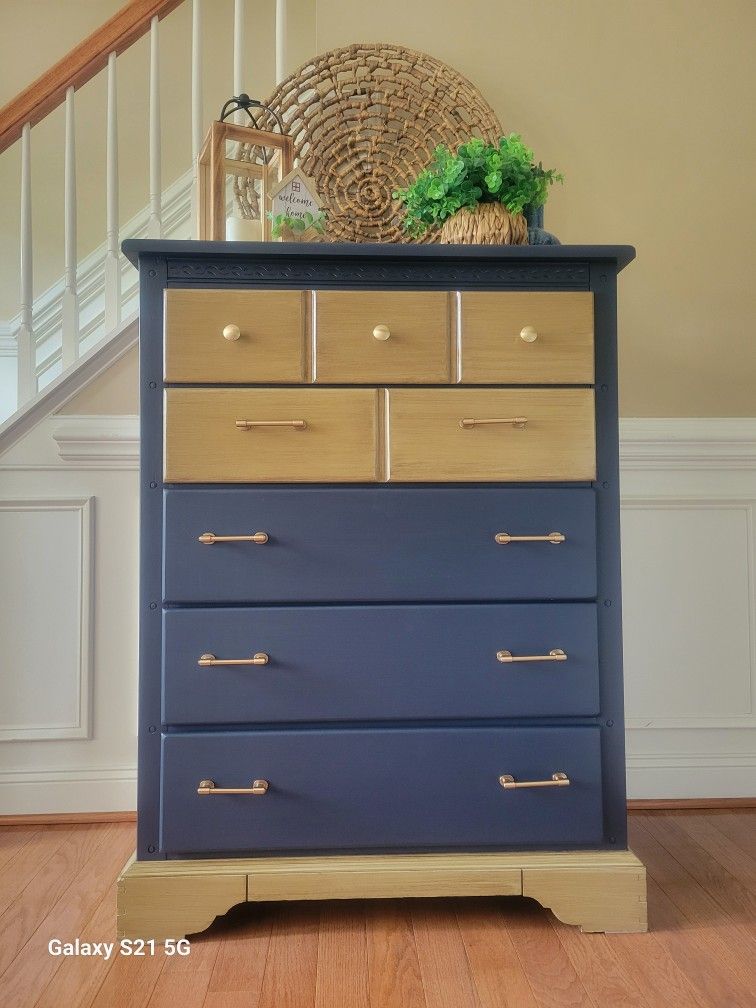 Solid Wood Kincaid Dresser Chest Of Drawers 