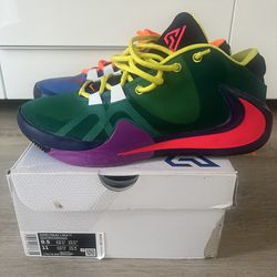 nike zoom freak 1 what the size 9.5 worn once