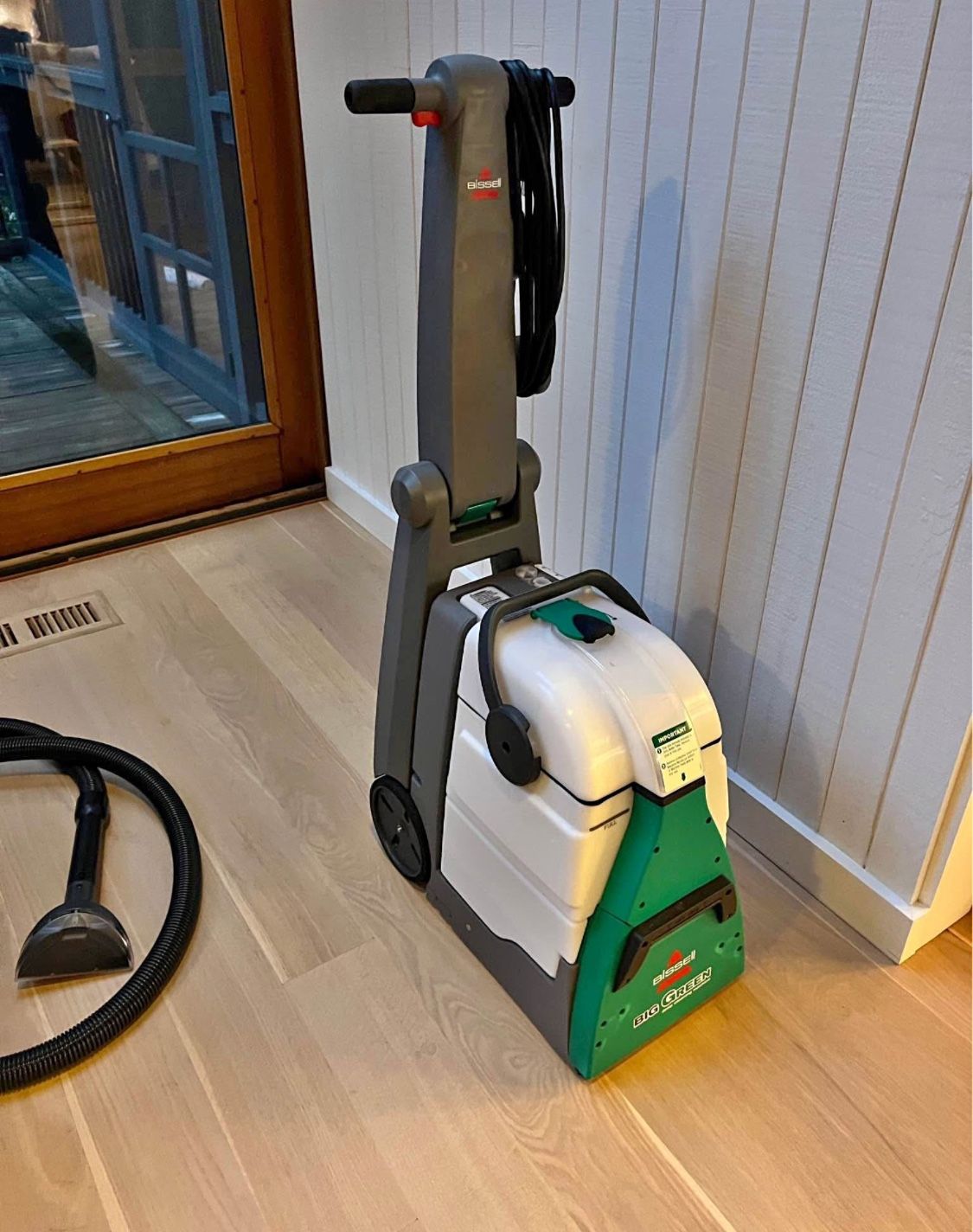 Bissell Big Green Carpet Cleaner