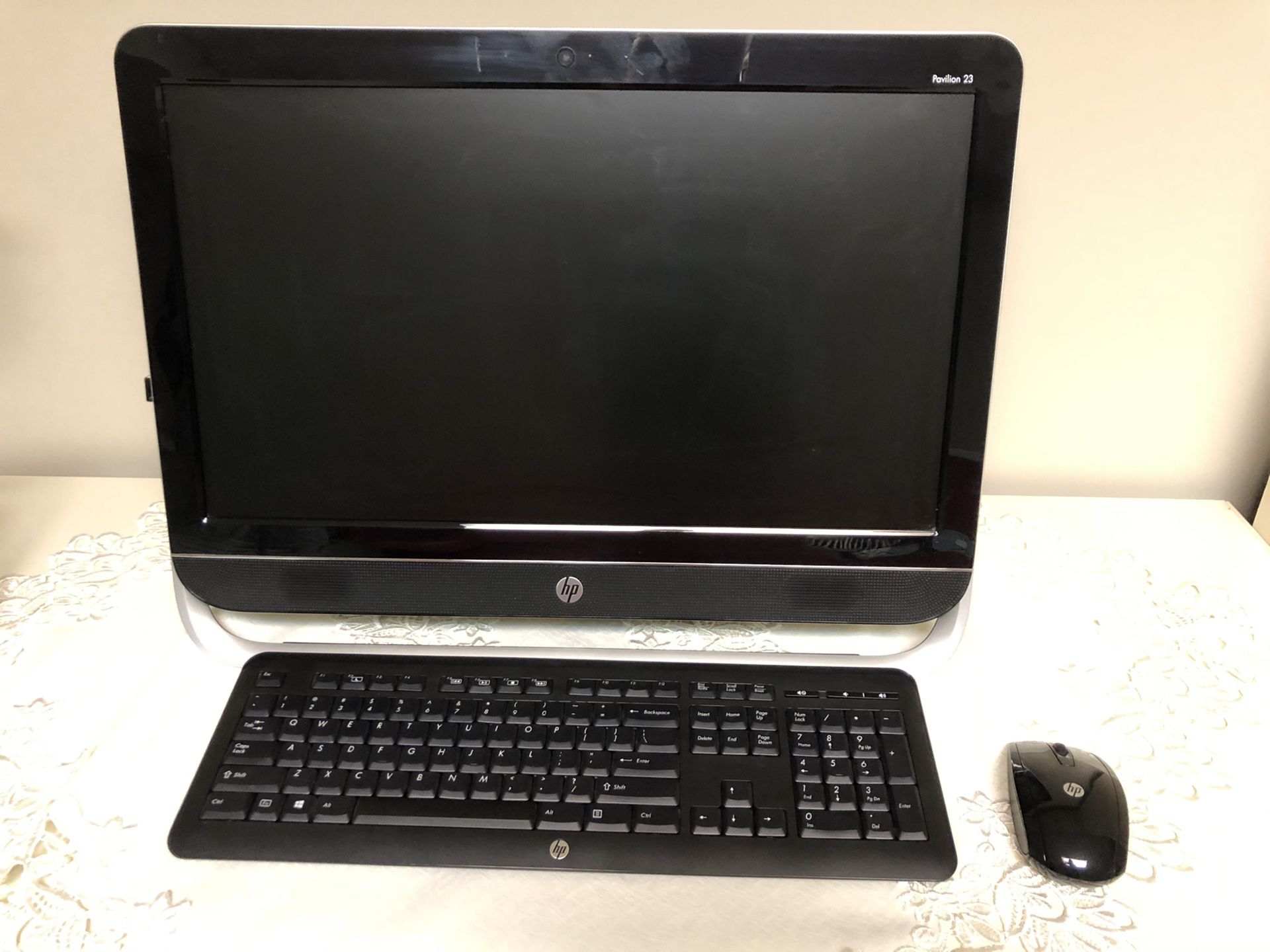 HP Pavilion 23 All-In-One PC