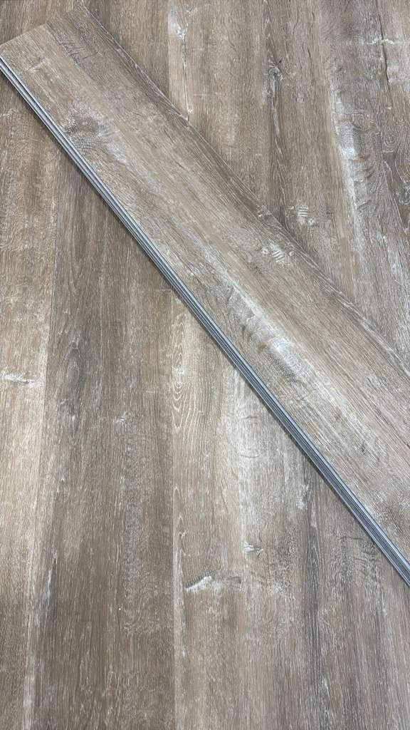 $1.69 s/f 22 mil Vinyl plank waterproof flooring 5mm