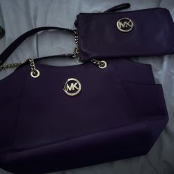 MK (Michael Kors) Purple Leather Purse With Wristlet 