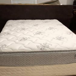 USED QUEEN SIZE MATTRESS WITH BOX SPRINGS DELIVERY AVAILABLE for Sale in San Antonio TX OfferUp