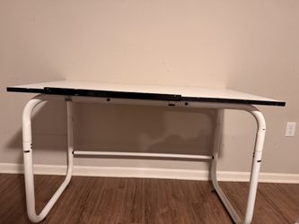 SafCo Brand Art Table