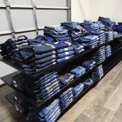 Jean Table Retail Table For Jeans Mesa Para Pantalones Con Llantas 