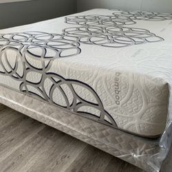 Queen Sky Comfort Bamboo Cool Gel Memory Foam Mattress!!