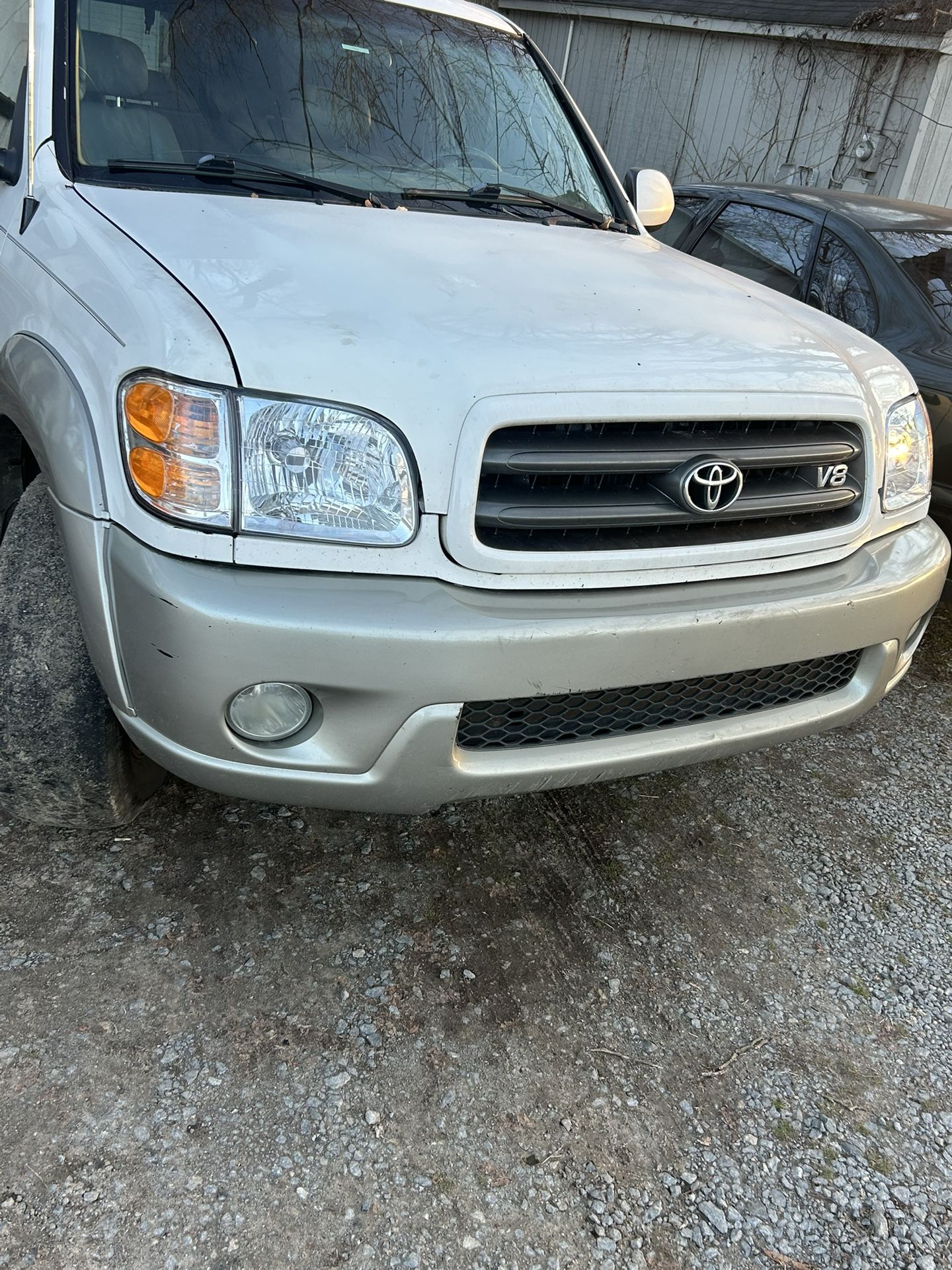 2004 Toyota Sequoia