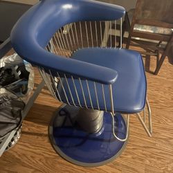 vintage Belvedere salon or barber chair,