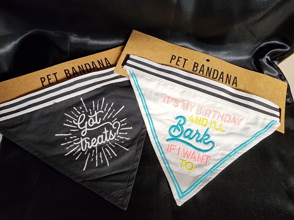 New Novelty Pet Bandana Set Of Two