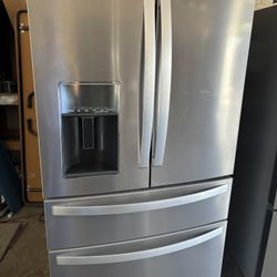 Fridges For Sale Are Plugged In Free Deliver