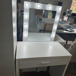 Vanity white with lights Assembled also have new in box
