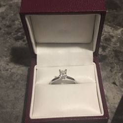 Stunning White Gold Natural Diamond Engagement Ring - Size 9.5