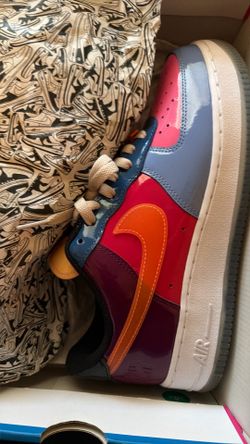 Nike Undefeated 9.5M throw offers