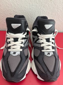 BLACK NEW BALANCE 9060 Men’s Size 8