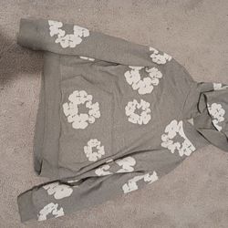 men's medium denim tear 