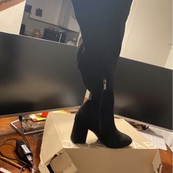 Thigh High Boots Never Worn Just Fab 