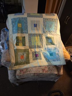 Baby Quilt/blanket, -queens 
