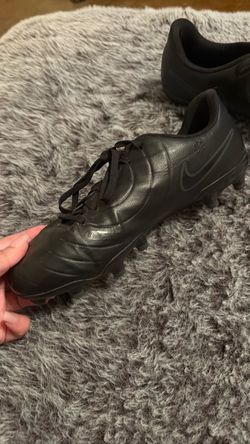 Soccer cleats