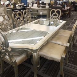 9pc Dining Room Set