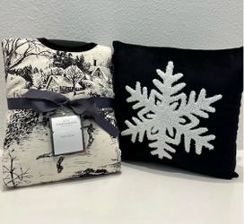 ❄️ New Target Threshold Holiday Bundle! Toile Tree Skirt (NWT) & Black Velvet Pillow Set 🎄-77469