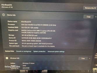 Alienware x17 R2 Gaming Laptop