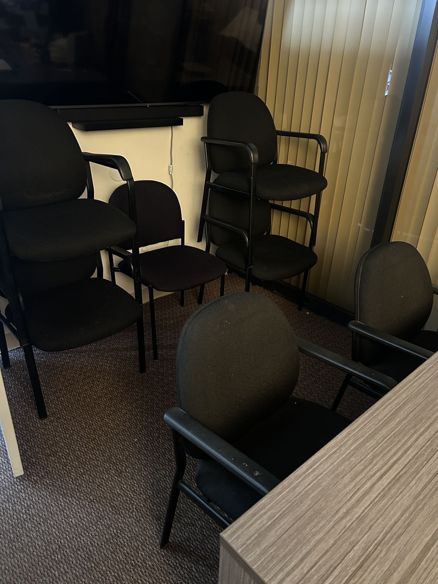 6 Nice Good Condition Black Office Shairs