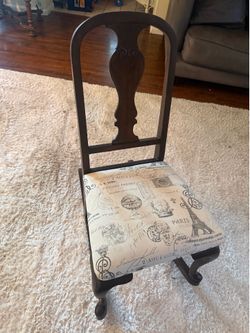 Petite Decorative Rocking Chair (Paris)