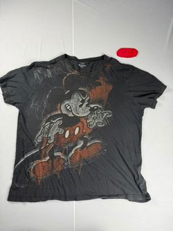 Disney Store Mickey Mouse Graphic T-Shirt XL
