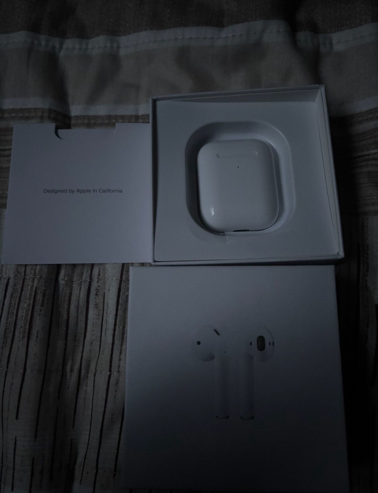 AirPods Gen 2