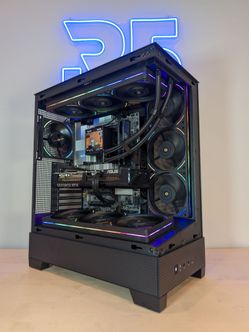 RTX 5080 // Ryzen 9800x3D // 32GB DDR5 // 2TB Gen4 NVMe // WiFi 7