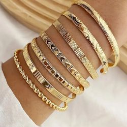 7-Piece Unique Alloy Bracelets