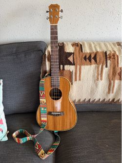 Caramel 30 inch Baritone Zebra Wood Ukulele