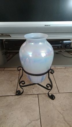 Large vase and stand
