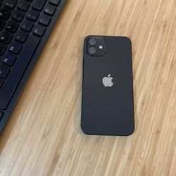 iPhone 12( 128gb) Unlocked Black Color 