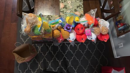 Squeeezys And Diamond Squishys Pls Read Description