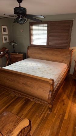 Sleigh Bed and Matching nightstands