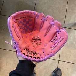 Rawlings Pink Glove 